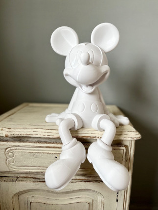 Mickey Disney – Detalle de la figura pintada a mano