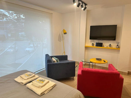 Detalle de sillón Mila tapizado para hostel en Ushuaia – Tienda de Banquitos
