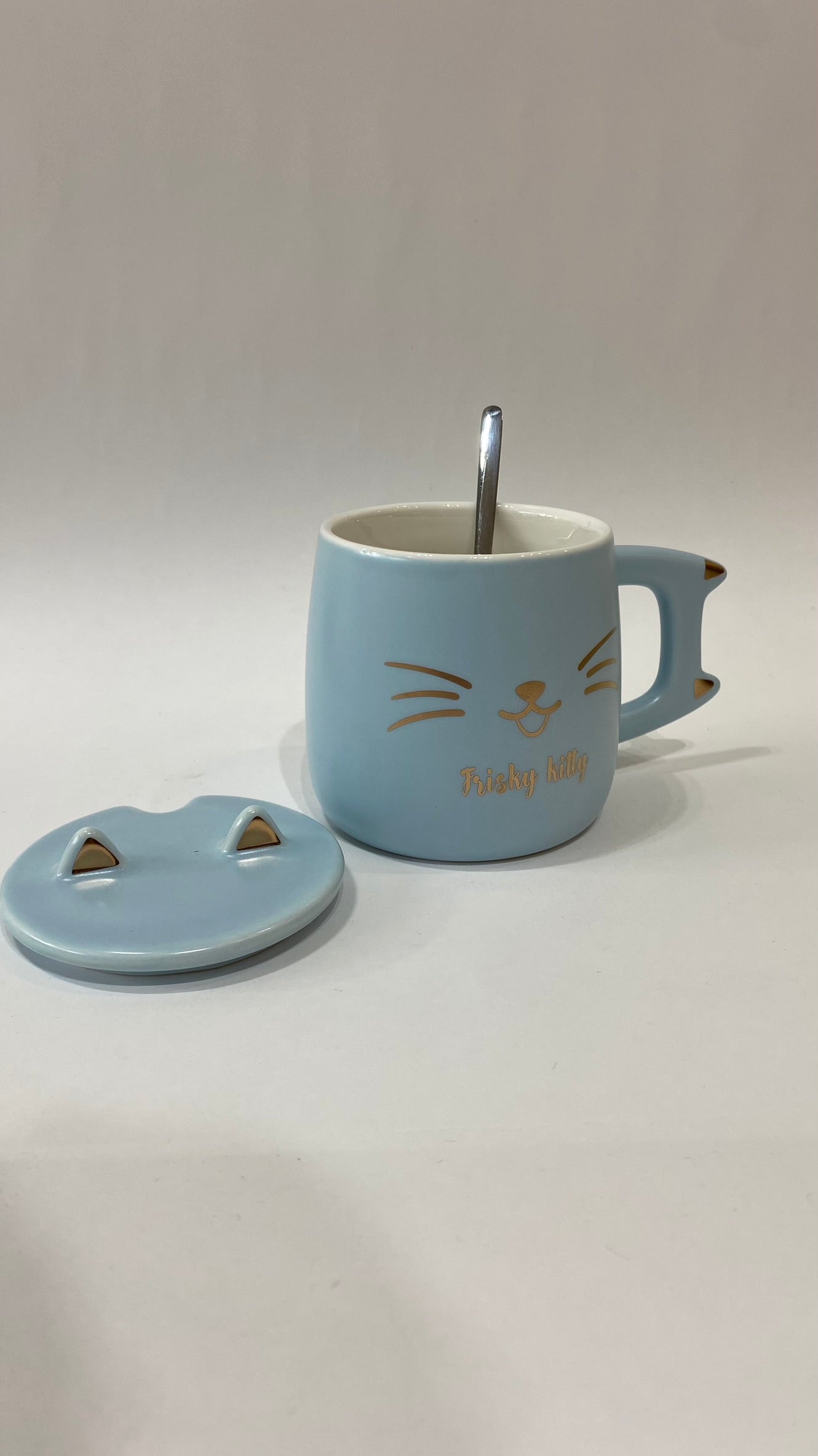 Taza de cerámica Gato con tapa y cuchara – Colores rosa, blanco y celeste - 3 cuotas sin interés
