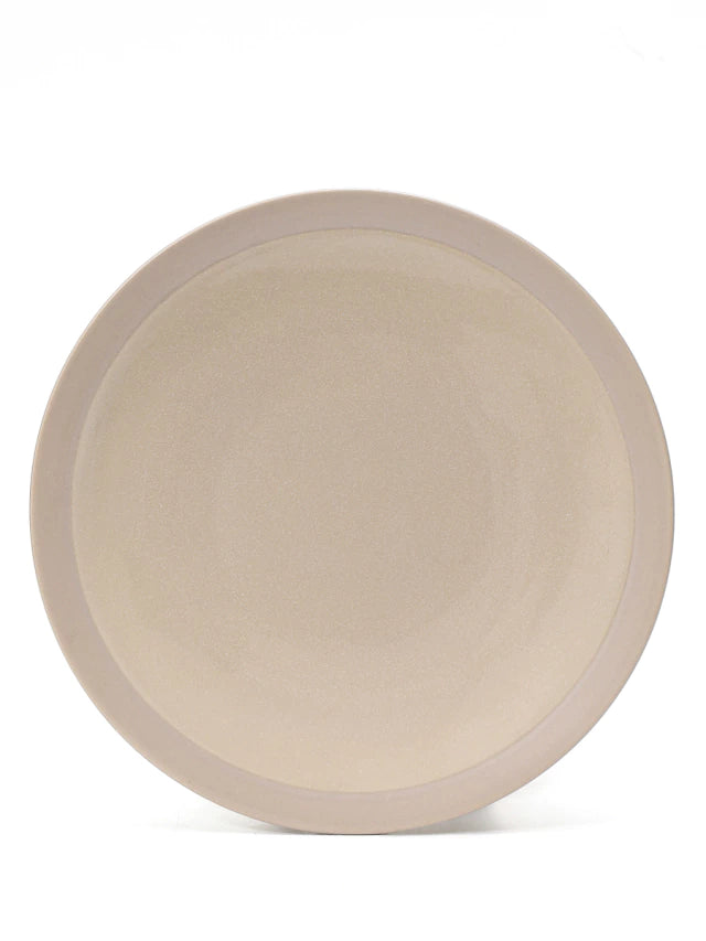 Plato playo de porcelana color beige de 23 cm