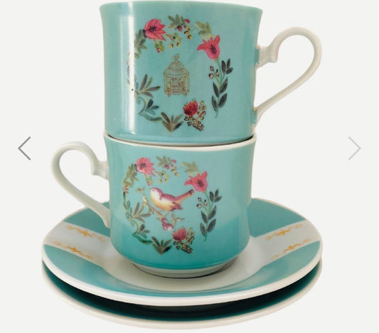 Taza de porcelana con platito floral - 3 cuotas sin interés