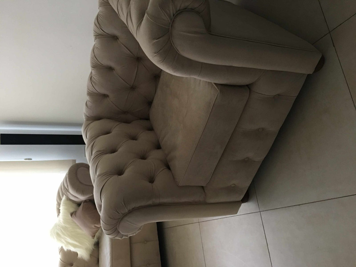 Sofá Chesterfield Beige Dos Cuerpos