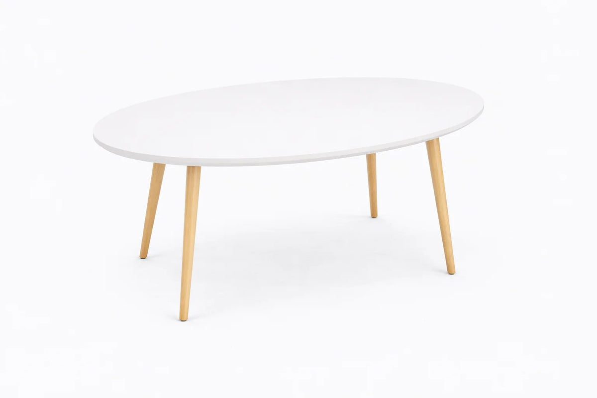 Mesa de arrime T04 de Archivos Activos ratona ovalada, tapa blanca y patas de madera clara