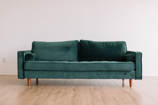 Living moderno con sillón tapizado a medida — precio de sillón a medida en Argentina — Tienda de Banquitos