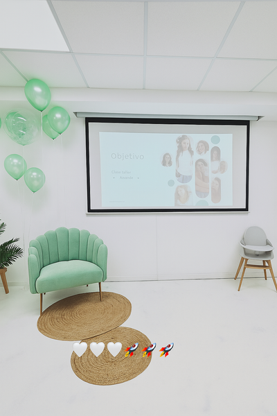 Sabri Castelli, fundadora de Mujer Financiera, eligió el sillon Angie de Tienda de Banquitos para embellecer su oficina. El resultado fue un espacio profesional, moderno y acogedor, donde el diseño y la comodidad se combinan a la perfección.