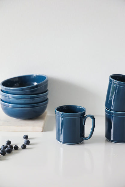 Bowl color azul de porcelana  con descuento durante el hotsale 2025