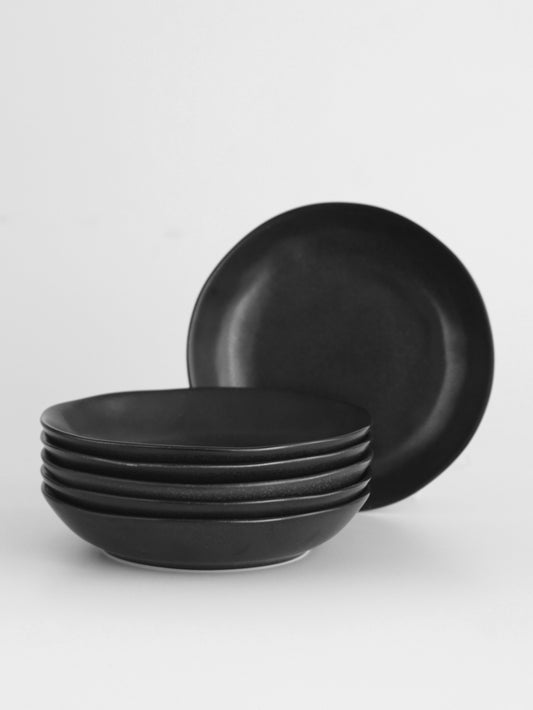 Plato Hondo Negro Ysee Black redondo de porcelana 