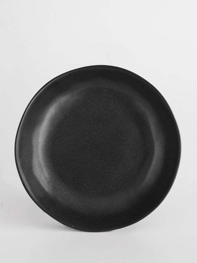 Plato Hondo Negro Ysee Black redondo de porcelana 
