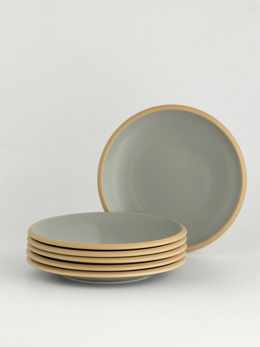 Plato playo color gris y beige de porcelana 6 unidades apiladas con descuento por el HOTSALE 