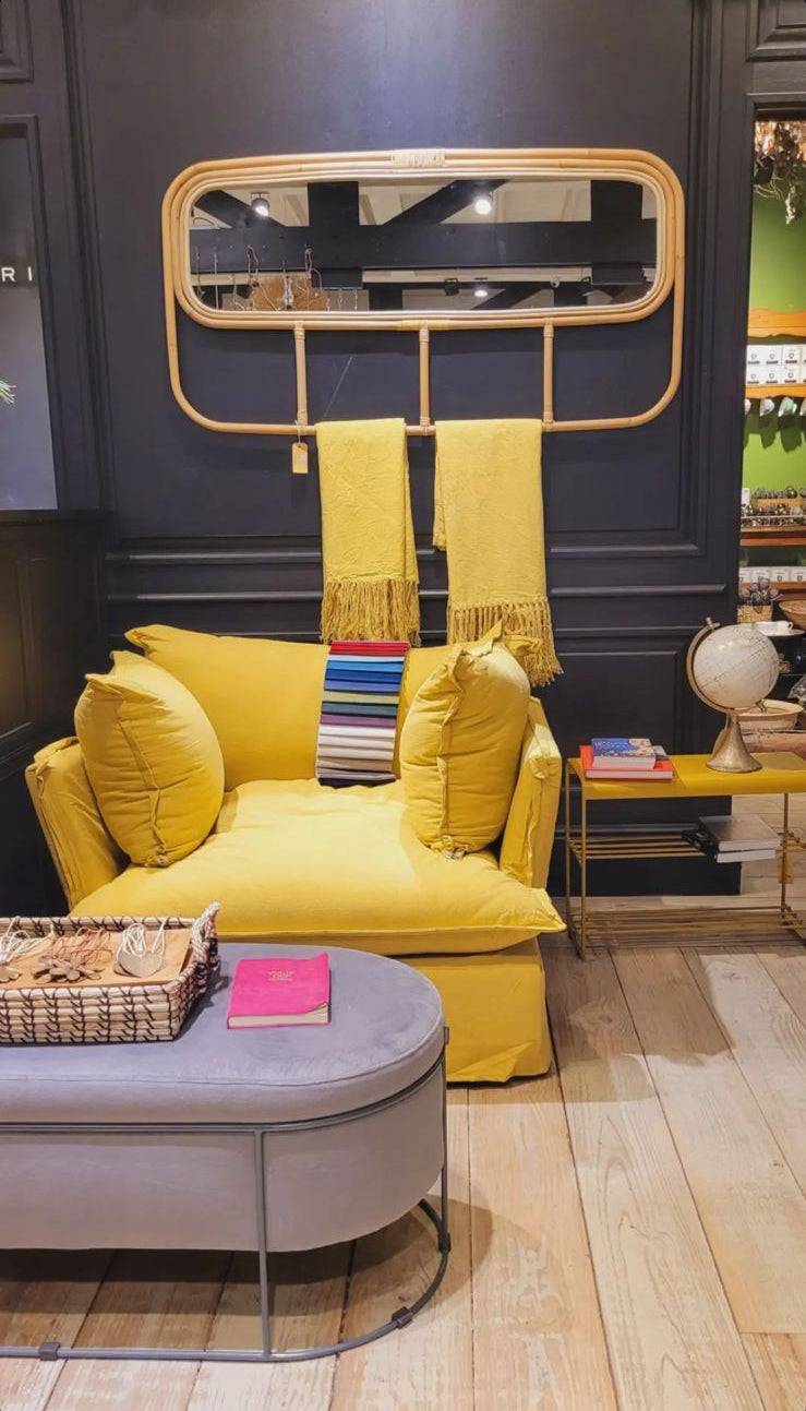 Sillón Comfy de un cuerpo tapizado en panamá importado color amarillo con funda de tussor 100% algodón lavable — diseño tipo nube — sillón individual fabricado a medida en Argentina — Tienda de Banquitos