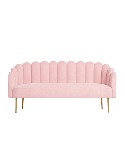 Sofá glam modelo Angie, con respaldo y apoyabrazos curvos en forma de concha, tapizado en pana, patas metálicas doradas delgadas y diseño compacto, sobre fondo blanco, ideal para salas de estar, dormitorios o rincones de lectura que buscan estilo y distinción.