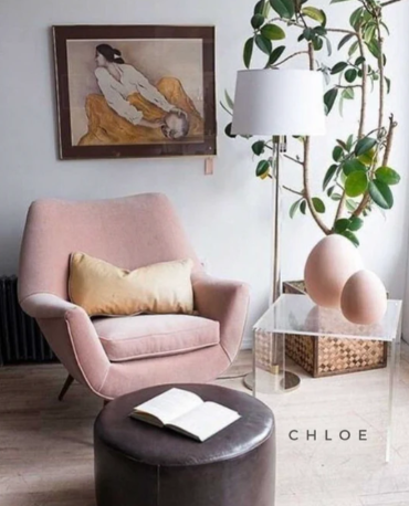 Sillón chloe rosa de estilo escandinavo con patas de madera inclinadas. CyberMonday: hasta 6 cuotas sin interés y descuentos exclusivos.