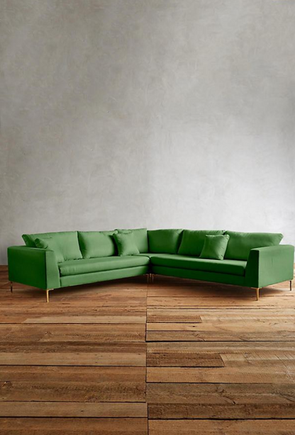 Sofá esquinero Rosaura con patas metálicas finas, diseño contemporáneo y cómodo; especial CyberMonday con descuentos y cuotas sin interés.