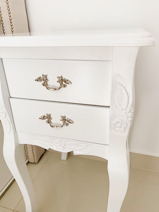 Respaldo de cama Emmy (sin capitone) con Mesa bailarina Blanca | Dormitorio Clásico | Tienda de Banquitos