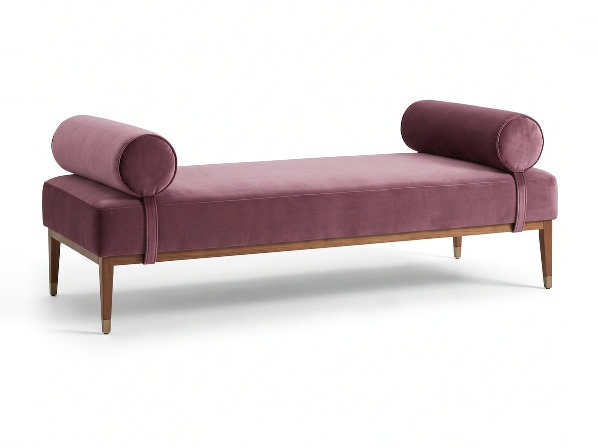 Banqueta Escandinava en pana antimanchas color Obispo, con almohadones cilíndricos y patas de madera, imagen ilustrativa - Tienda de Banquitos