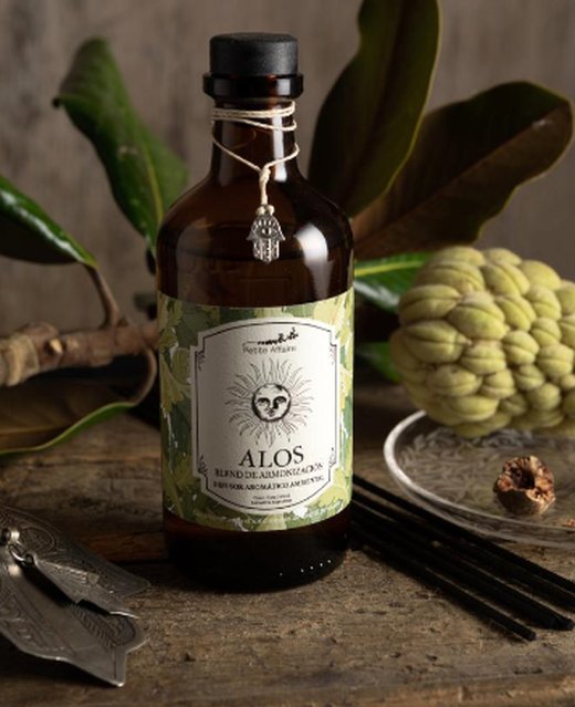 Frasco ámbar del difusor Alos sin varillas, con etiqueta del sol y blend de armonización