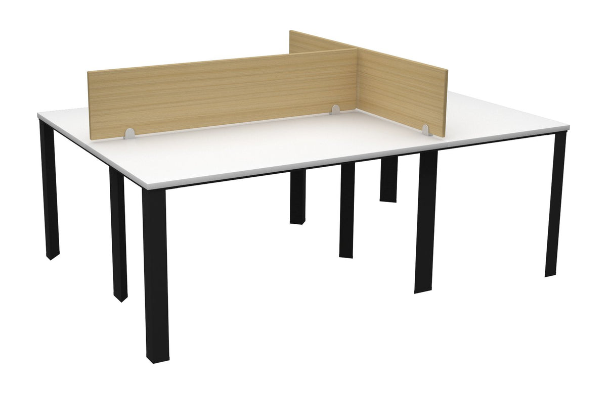 Puesto operativo Zen de Archivos Activos en triplo con pantallas de madera