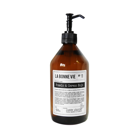 Jabón líquido La Bonne Vie, aroma N°11 Pomelo y Cerezo Rojo, en frasco ámbar con bomba negra