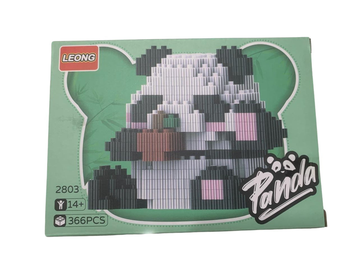 Caja del panda Bao Bao, modelo 2803 de 366 piezas, sentado con un fruto marrón