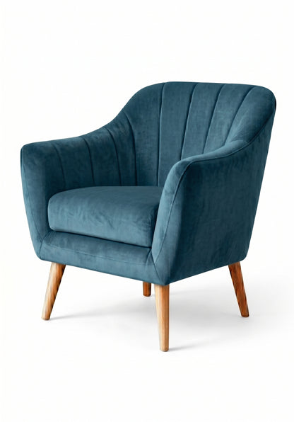Sillón de un cuerpo Collin color Océano en pana antimanchas importada, diseño liviano de respaldo bajo y patas de madera — perfecto como sillón de dormitorio. Hecho a medida por Tienda de Banquitos.