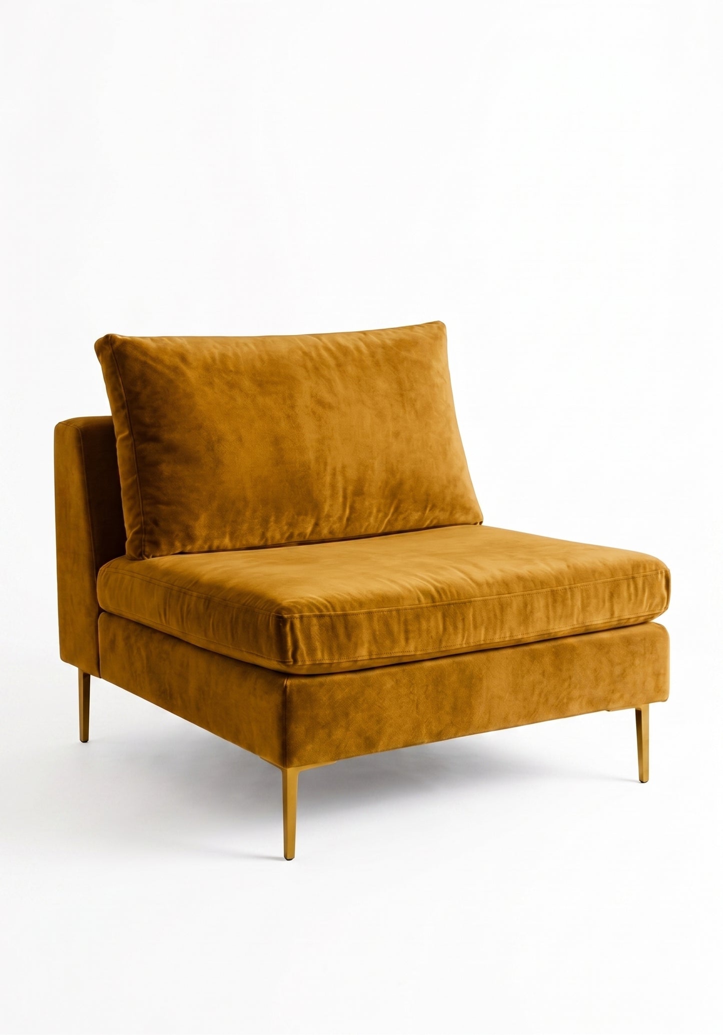 Sillón Edlyn premium en color oro, sin apoyabrazos, estructura de madera maciza y patas de aluminio dorado – Tienda de Banquitos