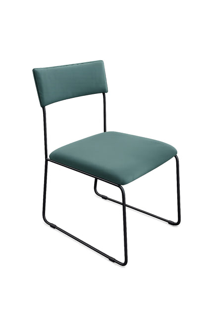 Silla Simple con asiento y respaldo en pana verde azulado y estructura de caño negro, sobre fondo blanco