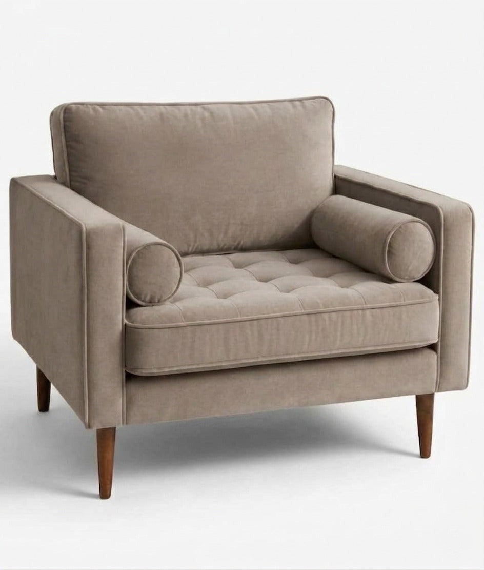 Sillón de un cuerpo Bambú color Latte en pana antimanchas, estructura liviana con patas inclinadas de estilo escandinavo