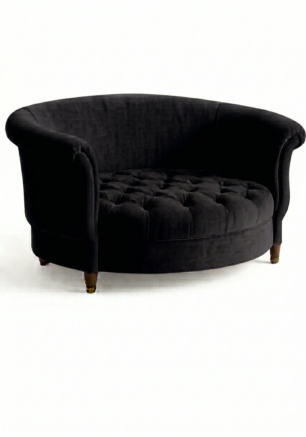Sillón Brigitte redondo de Tienda de Banquitos tapizado en color black, con respaldo curvo envolvente y asiento capitoné