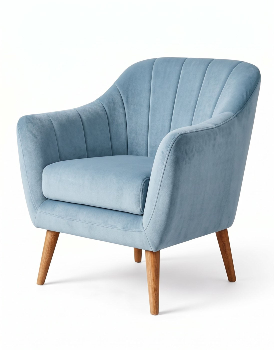 Sillón de un cuerpo Collin color Océano en pana antimanchas importada, respaldo acanalado y patas de madera