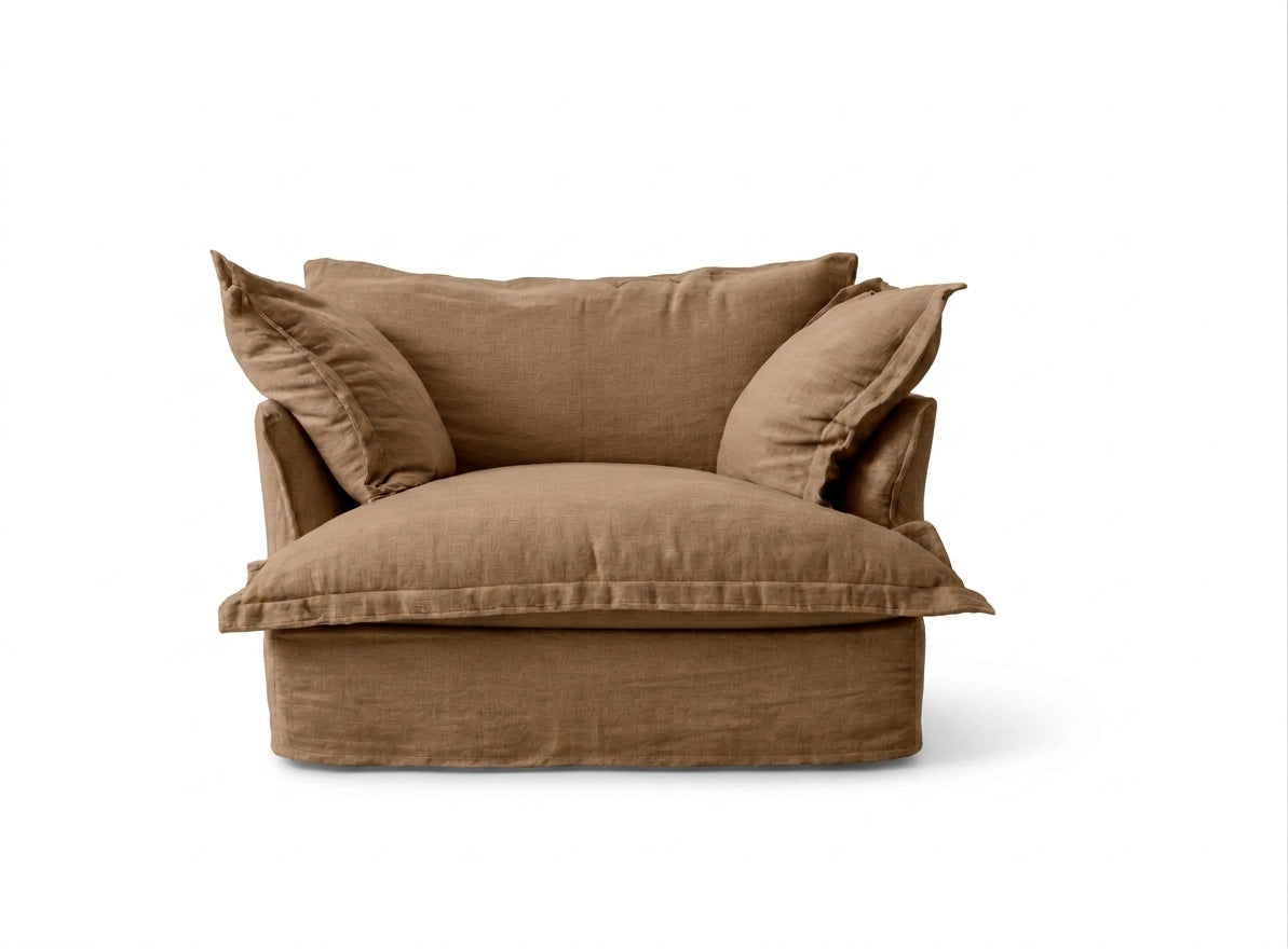 Sillón Comfy 1 cuerpo tapizado color beige, diseño envolvente tipo nube con almohadones sueltos — Tienda de Banquitos
