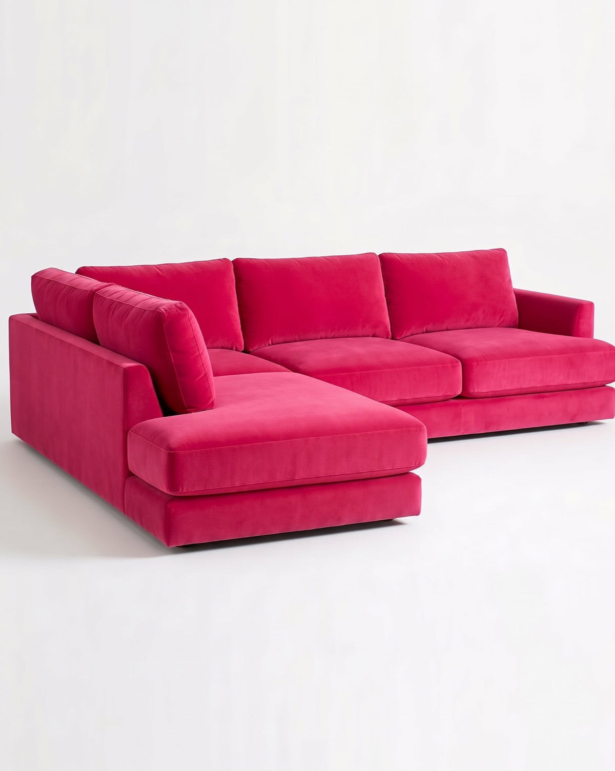 Sillón esquinero Elton tapizado en pana antimanchas color Chicle, sofá en L con chaise longue