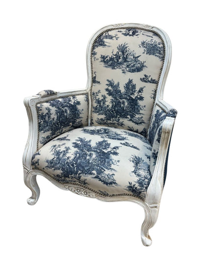 Sillón María Antonieta en tela Etoile Francés visto de tres cuartos, en stock con entrega inmediata