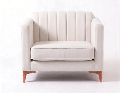 Sillón de un cuerpo Mila color Tiza en pana antimanchas importada, líneas rectas y diseño moderno con patas doradas — un clásico contemporáneo para el living. Hecho a medida por Tienda de Banquitos.