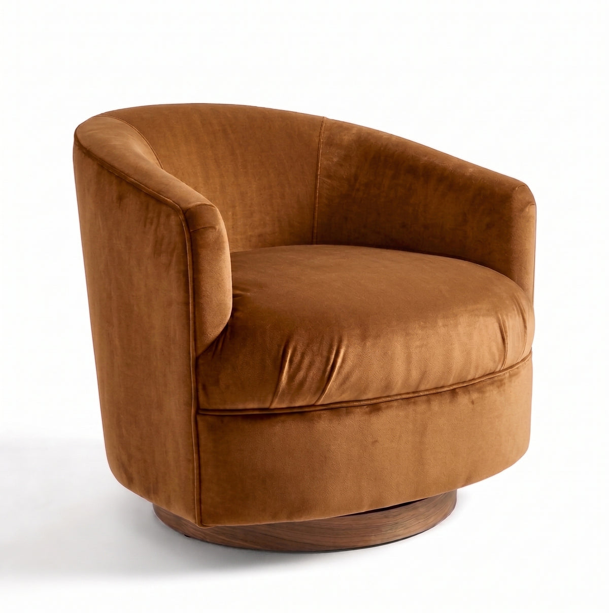 Sillón Rosaura de un cuerpo, forma redondeada y compacta, tapizado en pana antimanchas color Gamuza