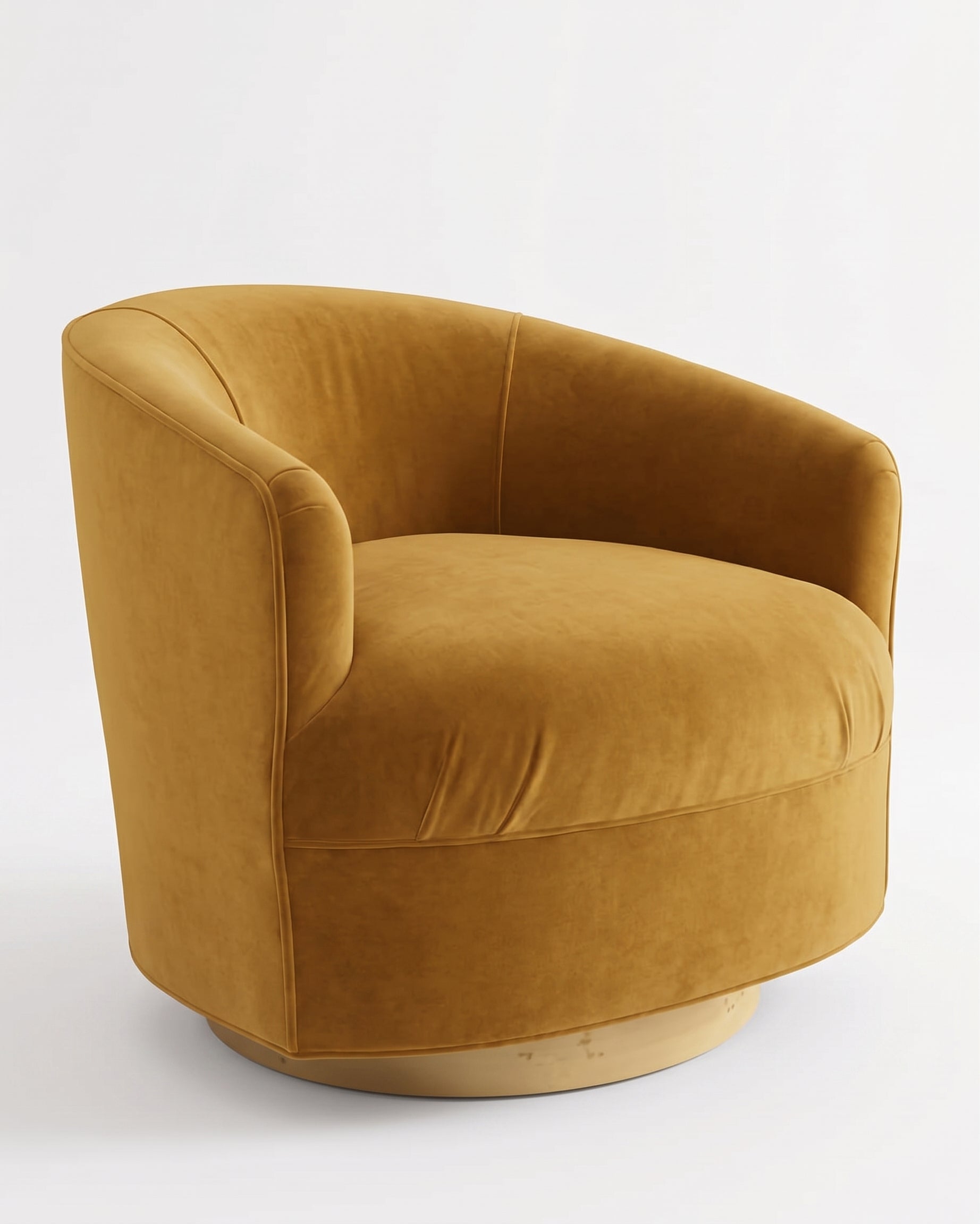 Sillón Rosaura de un cuerpo, forma redondeada y compacta, tapizado en pana antimanchas color Oro