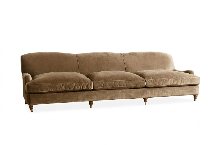 Sofá Minerva de 2 o 3 cuerpos color camel, con brazos bajos enrollados y patas torneadas de madera - Tienda de Banquitos