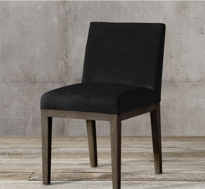 silla de comedor en pana antimancha importada color negro con patas de madera lustre roble oscuro 