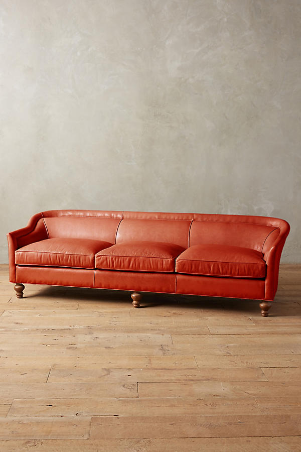Sofá Grand Sofa tapizado en color terracota, estilo vintage - Tienda de Banquitos