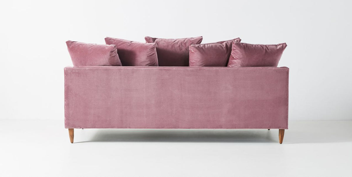 Sofá Lucrecia 2 o 3 cuerpos tapizado en rosa, vista trasera con los almohadones del respaldo - Tienda de Banquitos